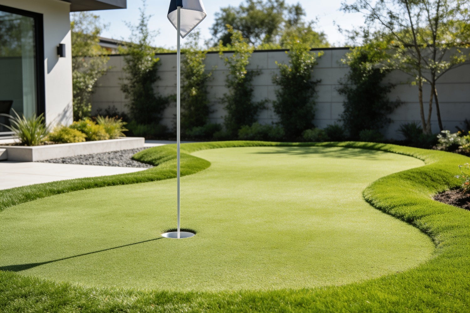 Artificial Grass Putting Green: DIY Build Guide and Real Costs